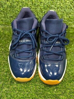 Size 10.5 - Air Jordan 11 Retro Low Navy Gum - Worn twice
